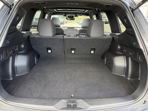 Certified 2025 Subaru Forester Premium image 9