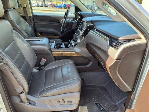 Used 2016 GMC Yukon XL Denali w/ Open Road Package image 9