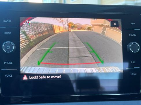 New 2026 Volkswagen Jetta SE image 18