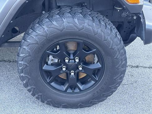 Used 2021 Jeep Wrangler Unlimited Sport image 12