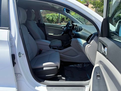 Used 2020 Hyundai Tucson Value AWD/4WD image 29