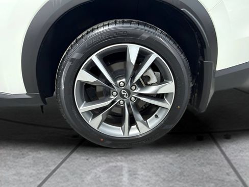 Used 2023 INFINITI QX60 Luxe w/ Vision Package FWD image 37