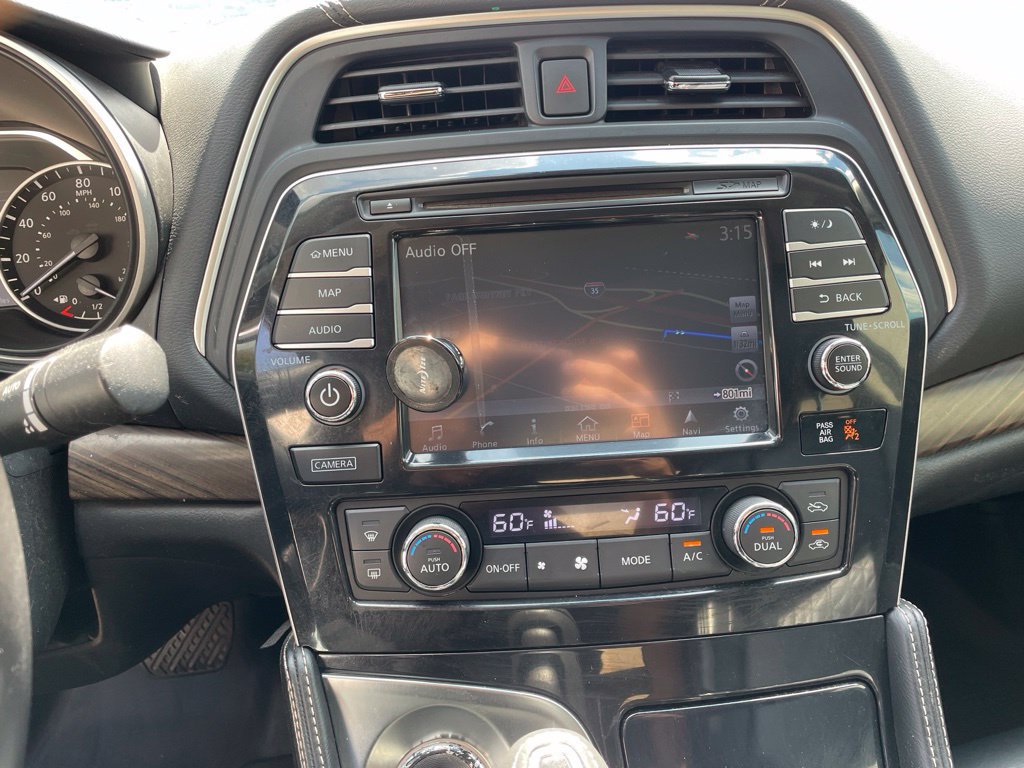 Used 2016 Nissan Maxima Platinum FWD image 12