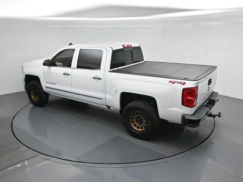 Used 2018 Chevrolet Silverado 1500 LTZ AWD/4WD image 38