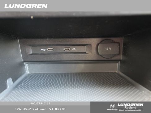 Used 2020 Volkswagen Tiguan S image 24