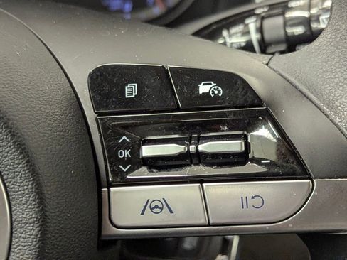 Used 2022 Hyundai Tucson SE image 24