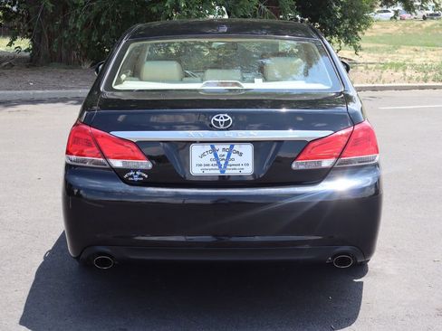 Used 2011 Toyota Avalon Limited FWD image 6