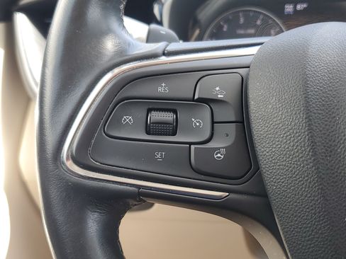 Used 2023 Buick Envision Essence AWD/4WD image 23