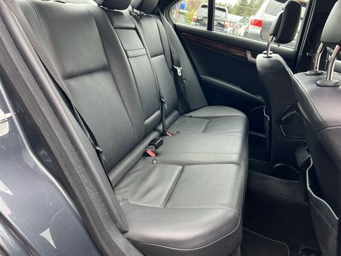 Used 2014 Mercedes-Benz C 250 Sedan image 12