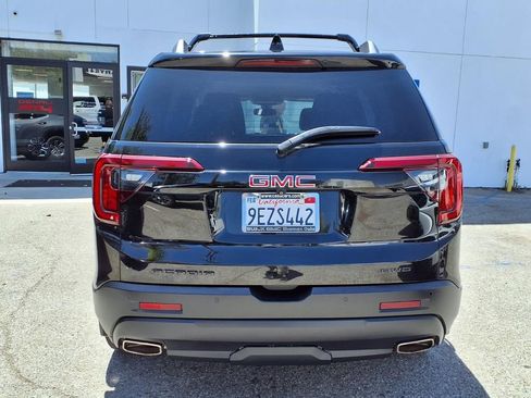 Used 2023 GMC Acadia SLT w/ Elevation Edition AWD/4WD image 11