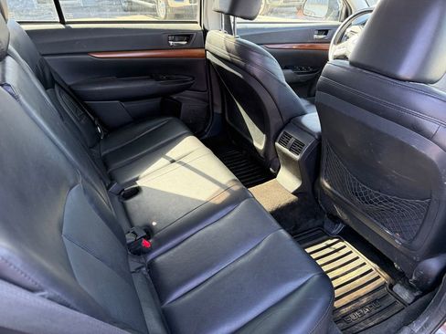 Used 2013 Subaru Outback 2.5i Limited image 7