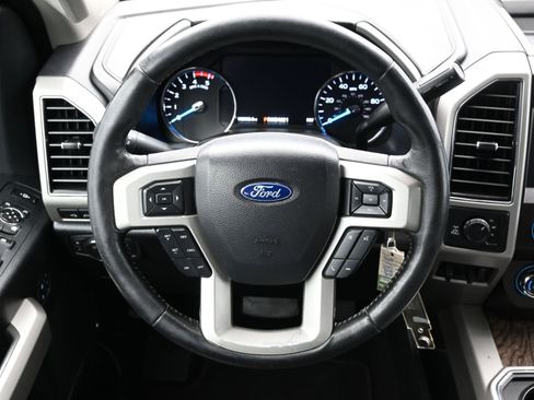 Used 2019 Ford F250 Lariat w/ Lariat Value Package image 15