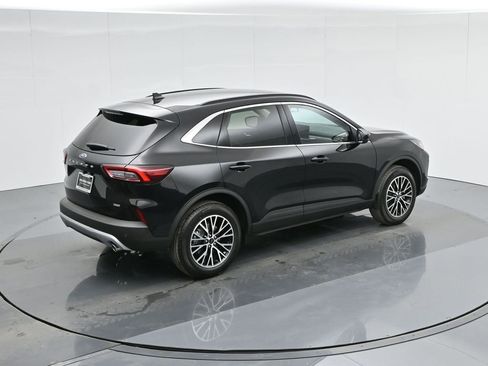 New 2025 Ford Escape SE image 37
