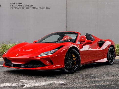 Used 2022 Ferrari F8 Tributo RWD image 1