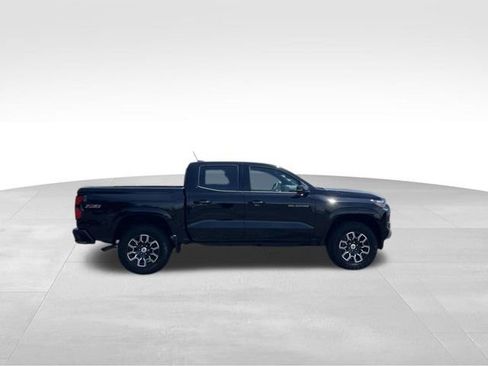 Used 2026 Chevrolet Colorado Z71 AWD/4WD image 6