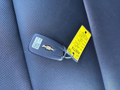 Certified 2024 Chevrolet Trax RS w/ Driver Confidence Package image 29