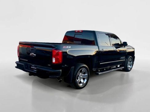 Used 2017 Chevrolet Silverado 1500 LTZ Z71 w/ LTZ Plus Package image 5