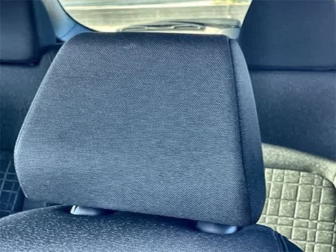 Certified 2025 Honda HR-V LX image 25