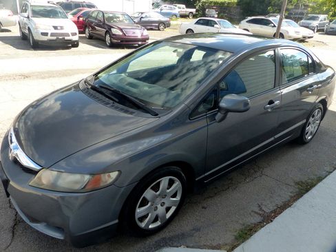 Used 2010 Honda Civic LX image 30
