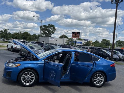 Used 2020 Ford Fusion SE FWD image 20