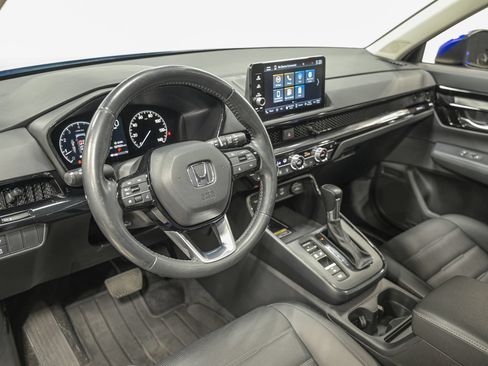 Used 2024 Honda CR-V EX-L image 15