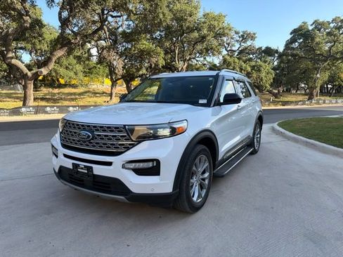 Used 2023 Ford Explorer Limited AWD/4WD image 2
