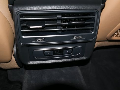 Used 2023 Audi Q7 3.0T Premium Plus w/ Premium Plus Package AWD/4WD image 27