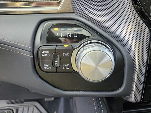 Used 2020 RAM 1500 Limited w/ Trailer Tow Group AWD/4WD image 16