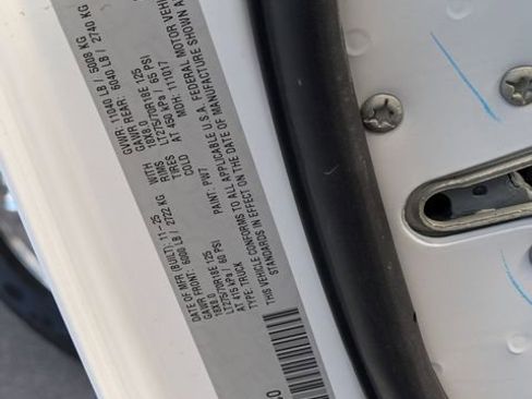 New 2026 RAM 2500 Tradesman w/ Chrome Appearance Group image 33