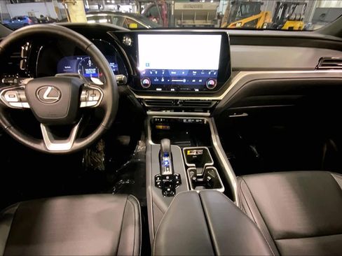 Used 2025 Lexus TX 350 AWD image 15