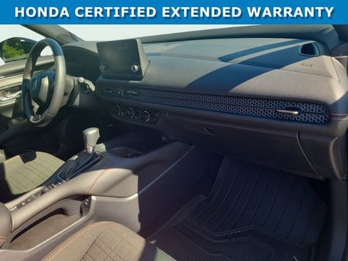Certified 2025 Honda HR-V Sport image 17