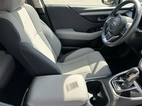 Used 2025 Subaru Outback Limited XT image 18