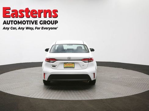 Used 2024 Toyota Corolla LE FWD image 35