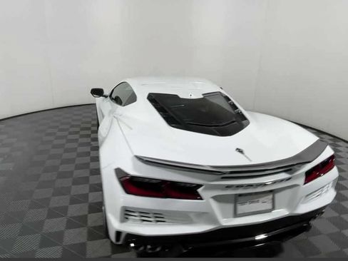 New 2025 Chevrolet Corvette E-Ray w/ ZER Performance Package AWD/4WD image 14