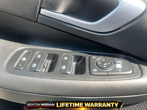 Used 2024 Hyundai Sonata SEL w/ Convenience Package FWD image 12