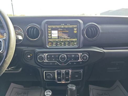 Used 2023 Jeep Wrangler Altitude image 25