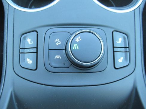 Used 2021 GMC Terrain SLE w/ Driver Convenience Package FWD image 25
