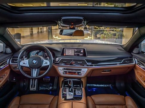Used 2020 BMW 740i xDrive w/ M Sport Package image 3