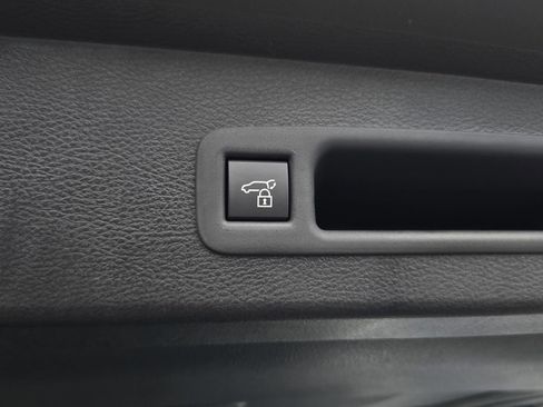Certified 2026 Toyota Sienna XLE FWD image 27