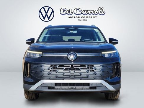 New 2026 Volkswagen Tiguan SE image 2