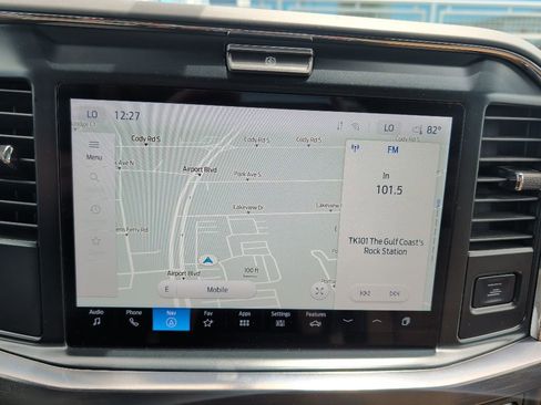 Used 2026 Ford F250 Lariat AWD/4WD image 14