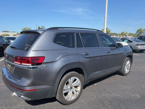 Used 2021 Volkswagen Atlas SE w/ Panoramic Sunroof Package FWD image 7