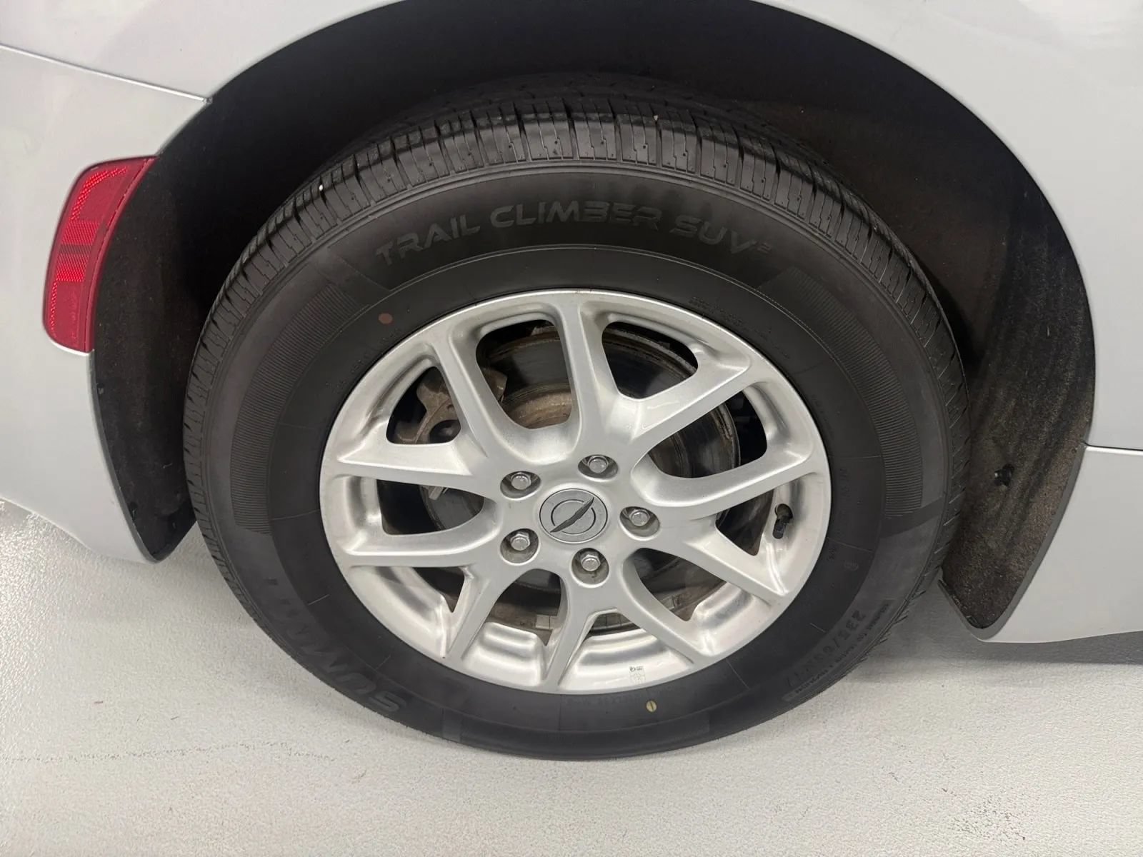 Used 2023 Chrysler Pacifica Touring-L FWD image 40