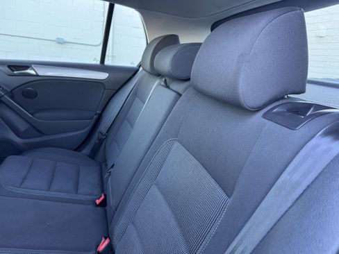 Used 2012 Volkswagen Golf 2.5L image 15