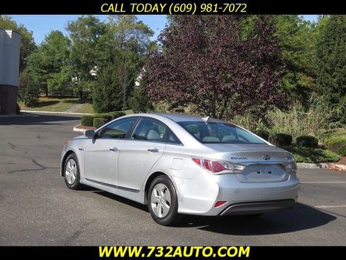 Used 2011 Hyundai Sonata Hybrid image 10