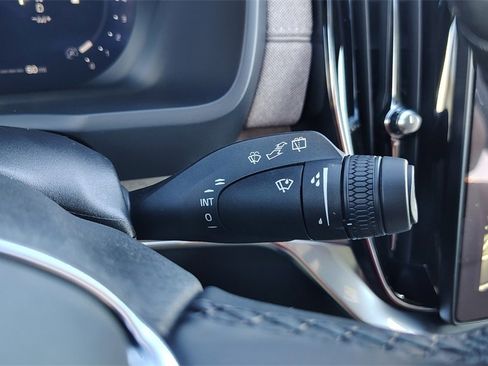 New 2026 Volvo XC90 B6 Ultra image 17