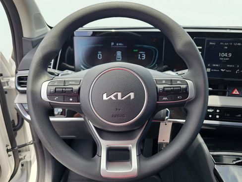 New 2025 Kia Sportage LX image 18