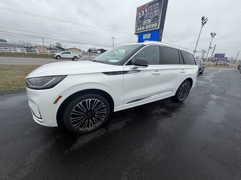 Used 2025 Lincoln Aviator Black Label image 7