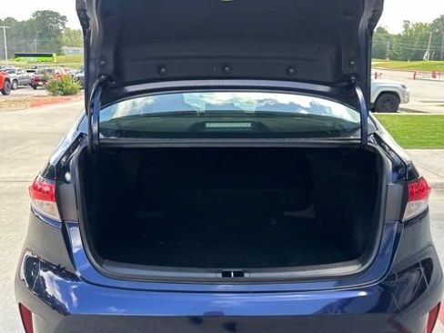 Used 2024 Toyota Corolla LE FWD image 7