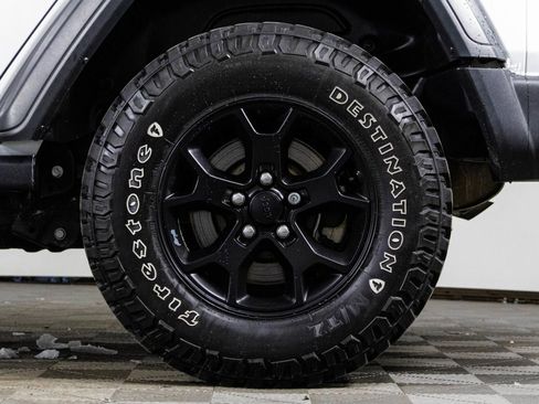 Used 2021 Jeep Wrangler Unlimited Sport AWD/4WD image 41
